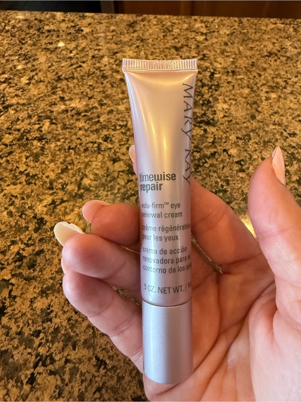 Mary Kay TimeWise Repair Volu-Firm Eye Renewal Cream